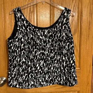 Tahiti - Arthur S. Levine black & white, fully lined crop tank with side…